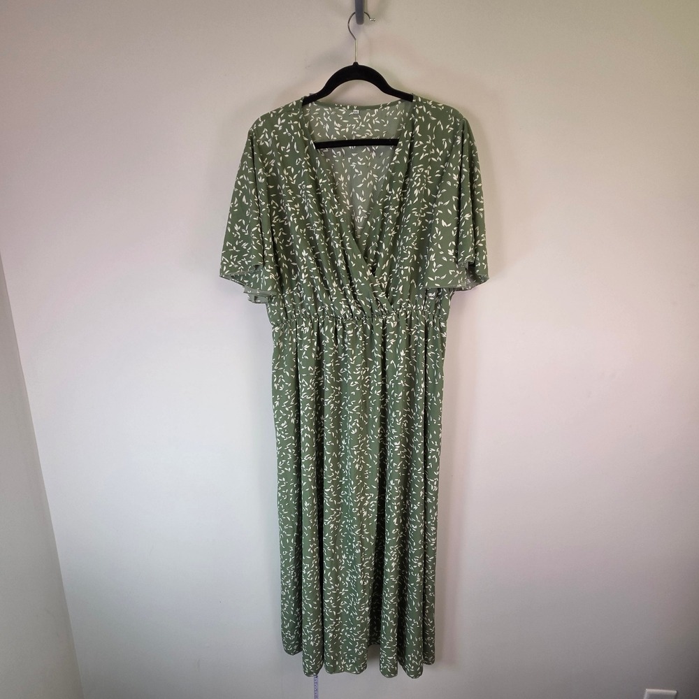 Sage Green White Leaf Print Blouse Short Sleeve Top 2XL